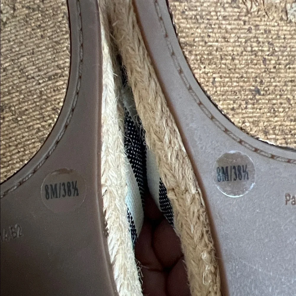 Vince Camuto Striped Navy and Cream Classic Espadrille Platform Slides Size 8.5